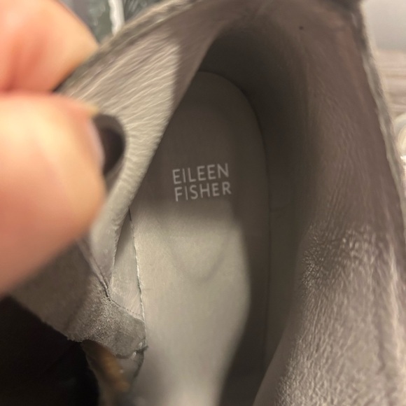 Eileen Fisher Tinker Wedgie Booties Dark Moss Green Suede Size 9.5 City Sleek - Picture 10 of 10